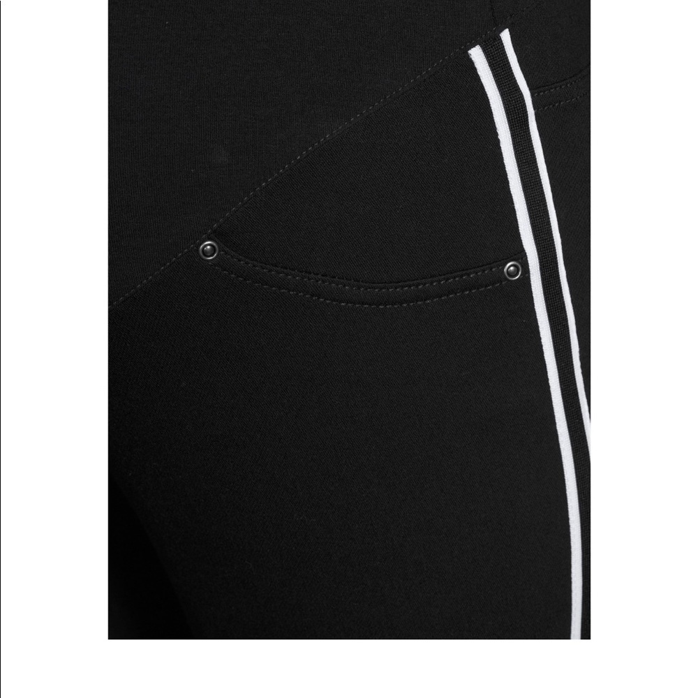 Women's Maternity Jeggings - Picture 9 of 16